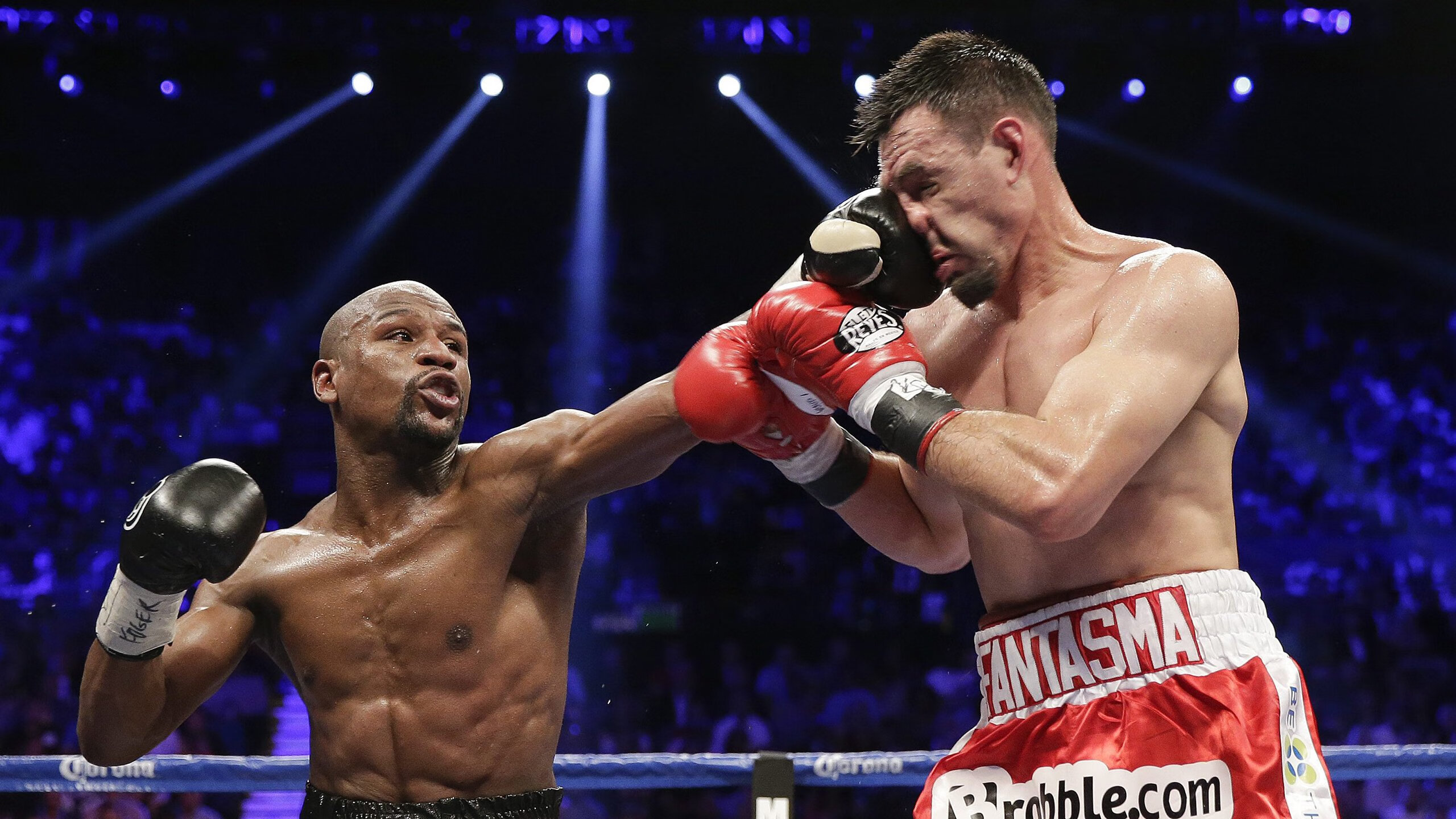 法比尼奥爆发，墨西哥单节拉开波兰，当个人英雄主义遭遇集体主义铁壁